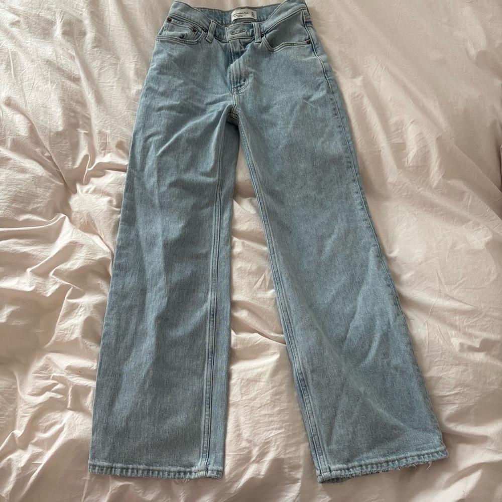 Abercrombie High Rise 90s Relaxed Jean xshort size 24 - Picture 5 of 7